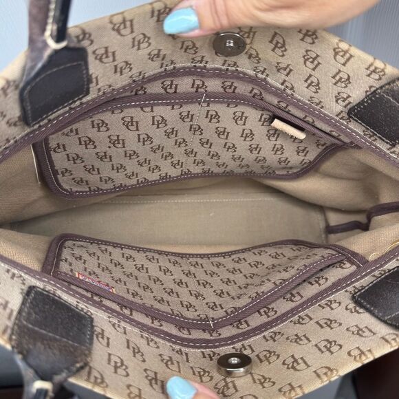 VTG Dooney & Bourke Brown Tan Logo Monogram Tote Satchel Canvas Leather Purse - Picture 5 of 9